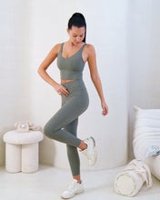 Load image into Gallery viewer, Define Legging
